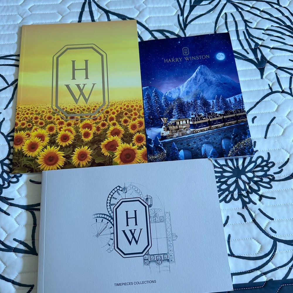 Booklet bundle - Picture 3 of 6